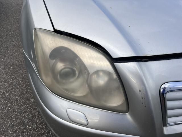 bontott TOYOTA AVENSIS T25 Jobb Xenon Fényszóró
