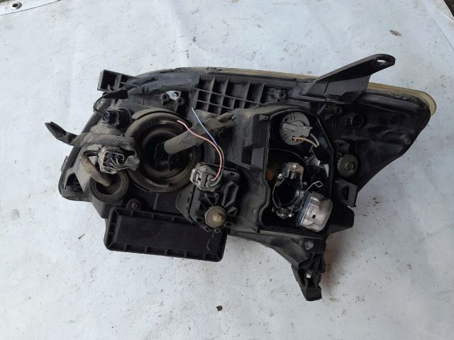 bontott TOYOTA AVENSIS T25 Jobb Xenon Fényszóró