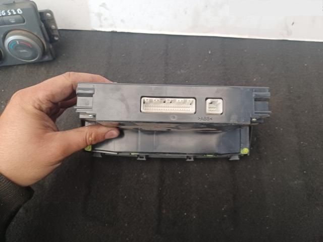 bontott TOYOTA AVENSIS T25 Klíma Kapcsoló