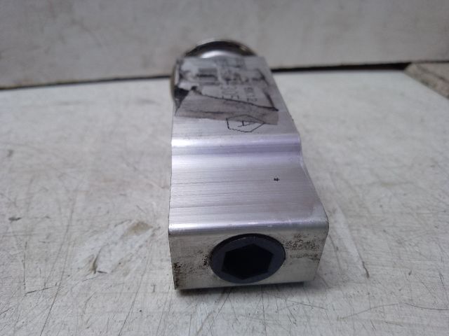 bontott TOYOTA AVENSIS T25 Klíma Tágulási Szelep