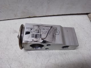 bontott TOYOTA AVENSIS T25 Klíma Tágulási Szelep