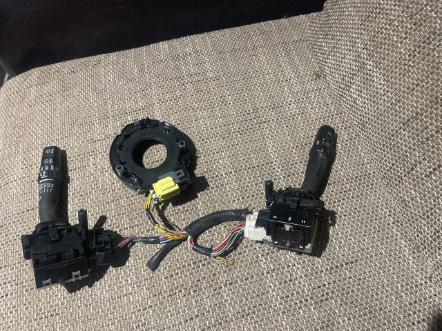 bontott TOYOTA AVENSIS T25 Komplett Kormánykapcsoló (Bajuszkapcsoló)