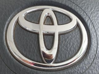 bontott TOYOTA AVENSIS T25 Kormánylégzsák