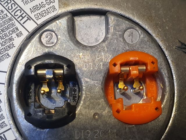 bontott TOYOTA AVENSIS T25 Kormánylégzsák