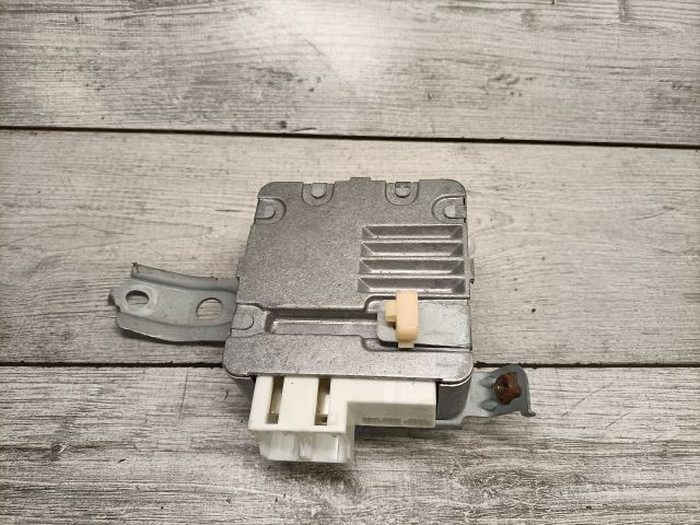 bontott TOYOTA AVENSIS T25 Kormányoszlop Vezérlő