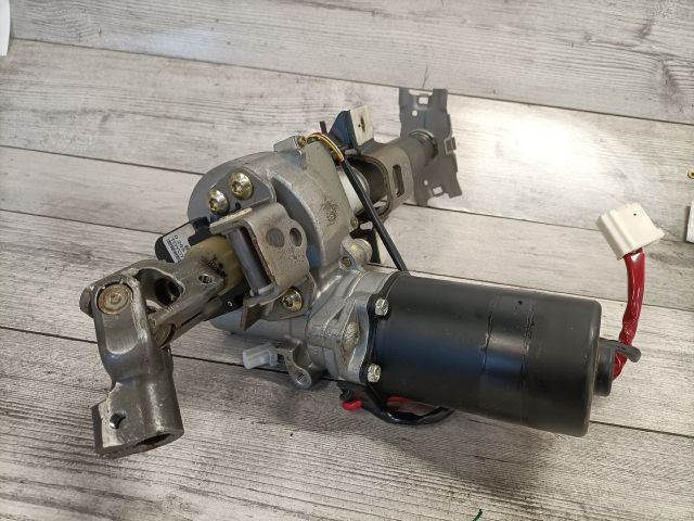 bontott TOYOTA AVENSIS T25 Kormányoszlop