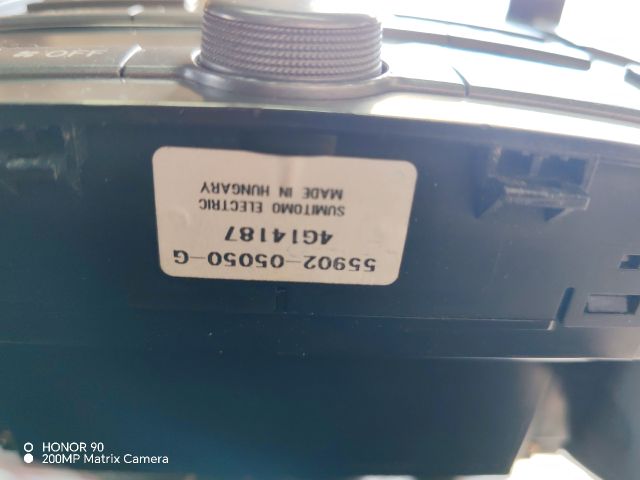 bontott TOYOTA AVENSIS T25 Középkonzol Vezérlő Panel