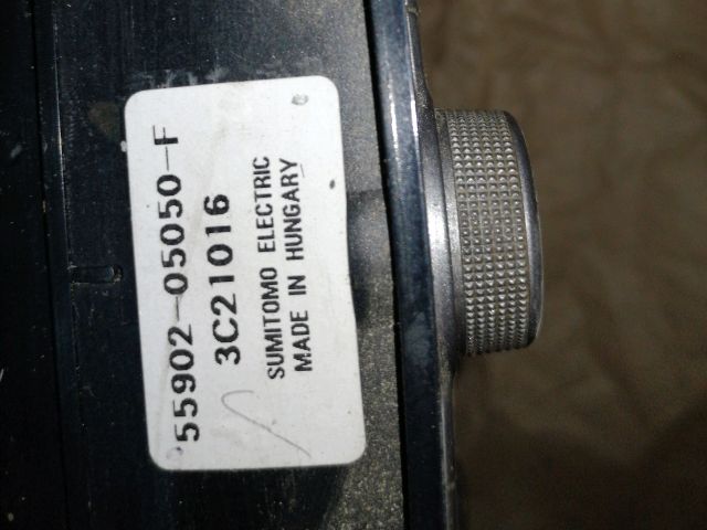 bontott TOYOTA AVENSIS T25 Középkonzol Vezérlő Panel