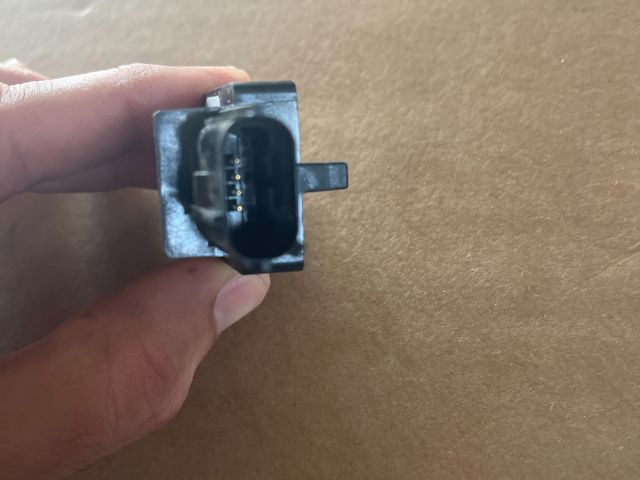 bontott TOYOTA AVENSIS T25 Központi Ütközés Érzékelő