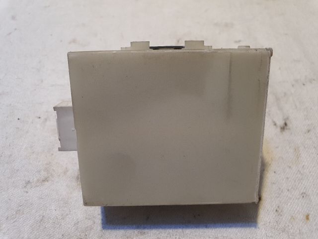 bontott TOYOTA AVENSIS T25 Központizár Elektronika