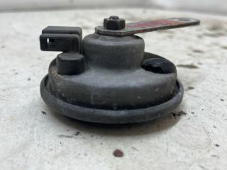 bontott TOYOTA AVENSIS T25 Kürt