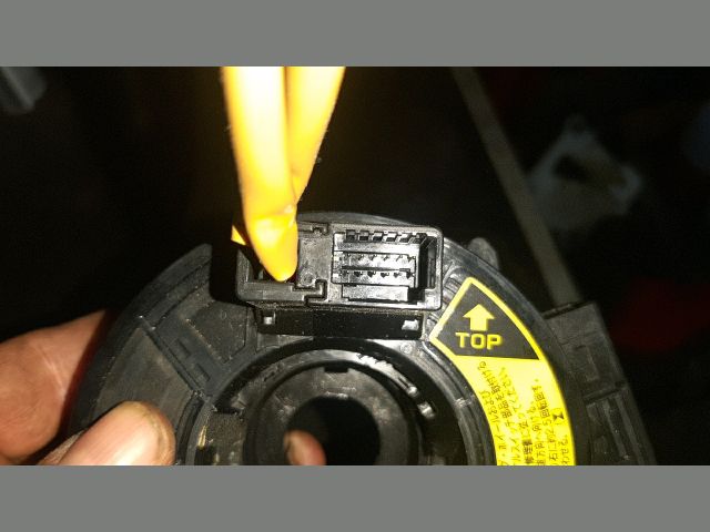 bontott TOYOTA AVENSIS T25 Légzsák Átvezető Szalagkábel