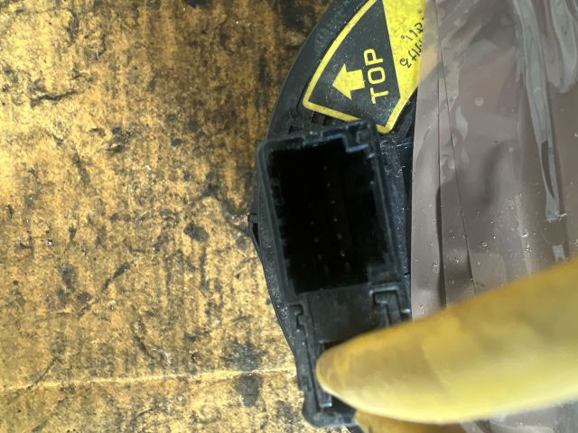 bontott TOYOTA AVENSIS T25 Légzsák Átvezető Szalagkábel