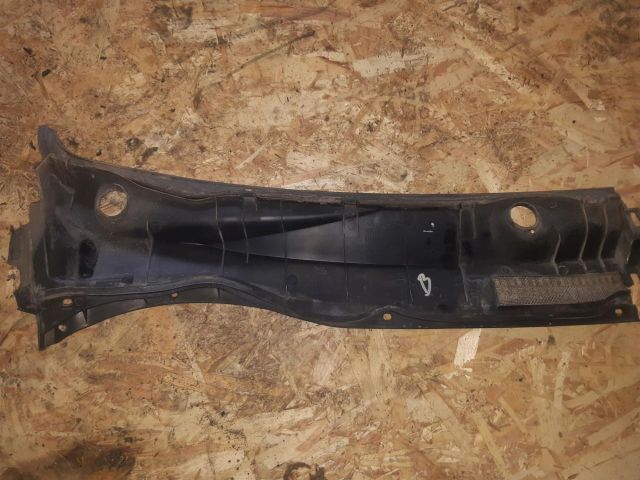 bontott TOYOTA AVENSIS T25 Levélrács