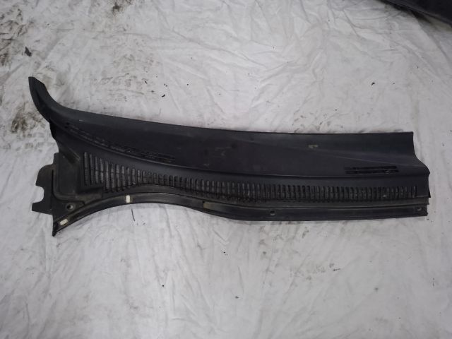 bontott TOYOTA AVENSIS T25 Levélrács