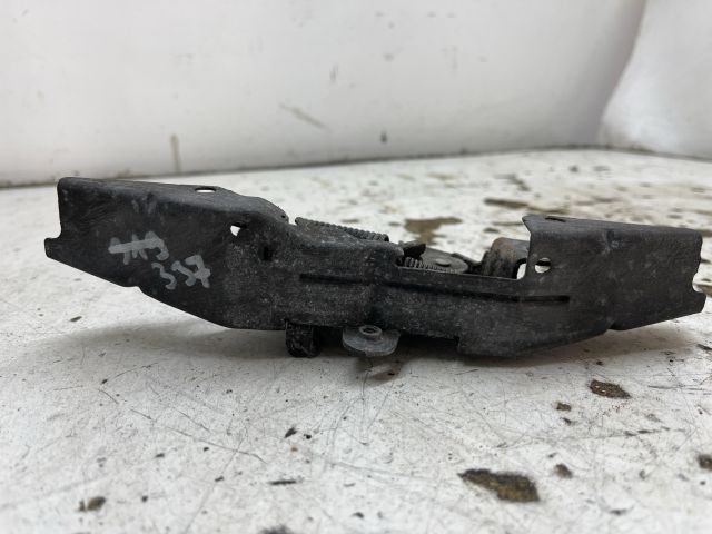 bontott TOYOTA AVENSIS T25 Motorháztető Zárszerkezet