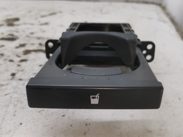 bontott TOYOTA AVENSIS T25 Pohártartó