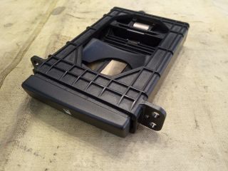 bontott TOYOTA AVENSIS T25 Pohártartó