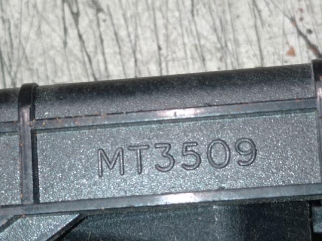 bontott TOYOTA AVENSIS T25 Pohártartó