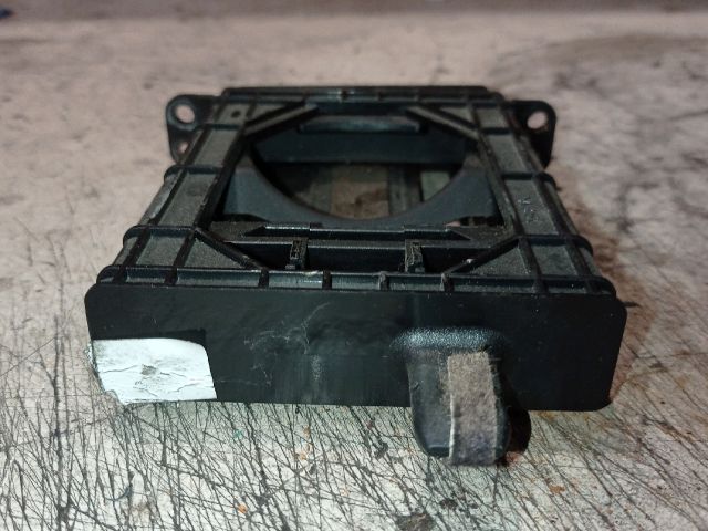 bontott TOYOTA AVENSIS T25 Pohártartó