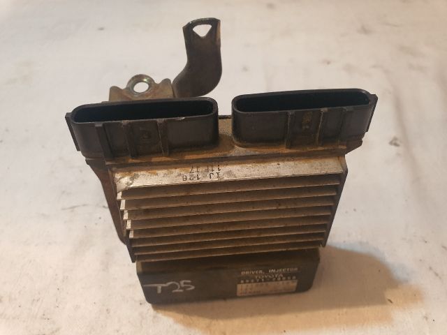 bontott TOYOTA AVENSIS T25 Porlasztó Elektronika