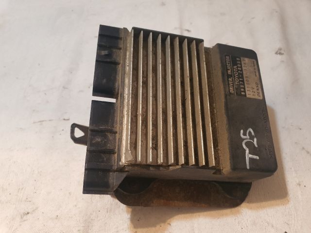 bontott TOYOTA AVENSIS T25 Porlasztó Elektronika