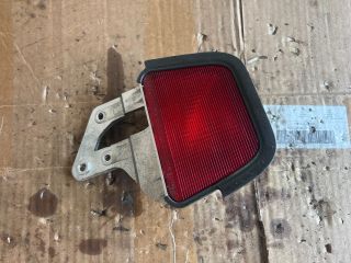 bontott TOYOTA AVENSIS T25 Pótféklámpa