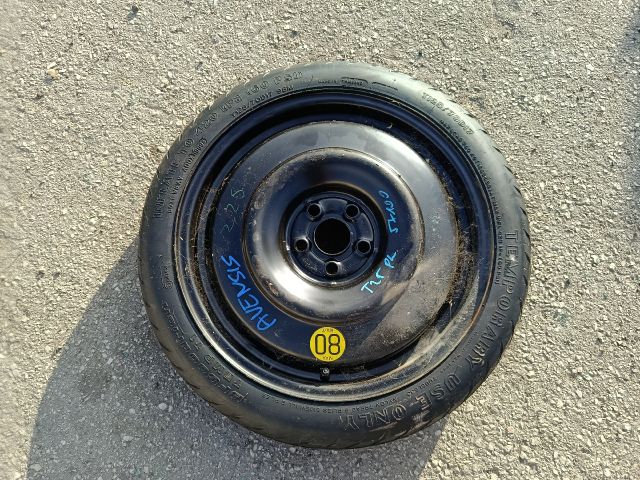 bontott TOYOTA AVENSIS T25 Pótkerék