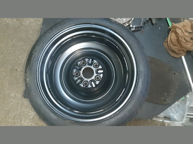 bontott TOYOTA AVENSIS T25 Pótkerék