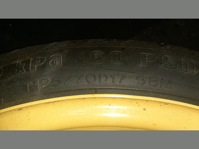 bontott TOYOTA AVENSIS T25 Pótkerék