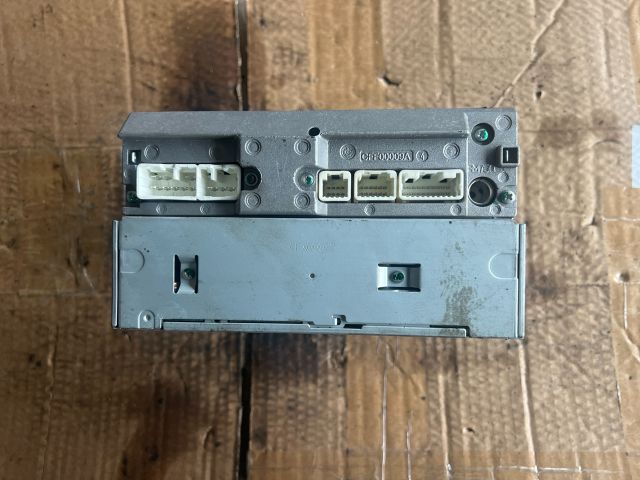 bontott TOYOTA AVENSIS T25 Rádió / CD