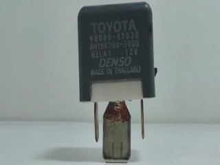 bontott TOYOTA AVENSIS T25 Relé