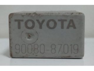 bontott TOYOTA AVENSIS T25 Relé