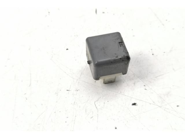 bontott TOYOTA AVENSIS T25 Relé