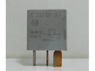 bontott TOYOTA AVENSIS T25 Relé