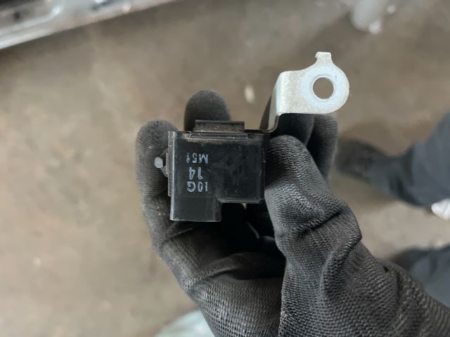 bontott TOYOTA AVENSIS T25 Relé