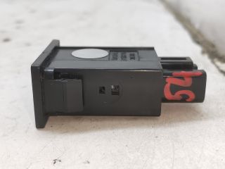 bontott TOYOTA AVENSIS T25 Tankajtó Nyitó Kar / Gomb