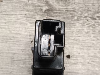 bontott TOYOTA AVENSIS T25 Tankajtó Nyitó Kar / Gomb