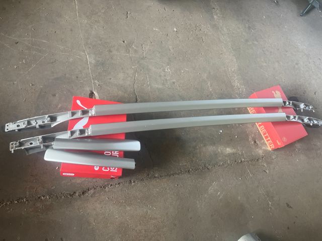 bontott TOYOTA AVENSIS T25 Tetősín Pár