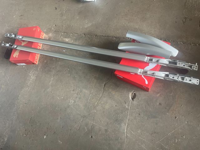 bontott TOYOTA AVENSIS T25 Tetősín Pár