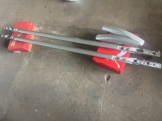 bontott TOYOTA AVENSIS T25 Tetősín Pár