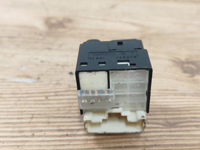 bontott TOYOTA AVENSIS T25 Tükör Kapcsoló