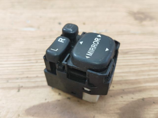 bontott TOYOTA AVENSIS T25 Tükör Kapcsoló