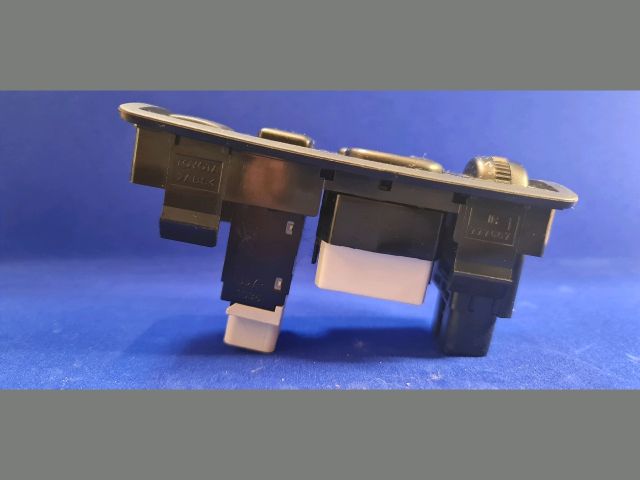 bontott TOYOTA AVENSIS T25 Tükör Kapcsoló