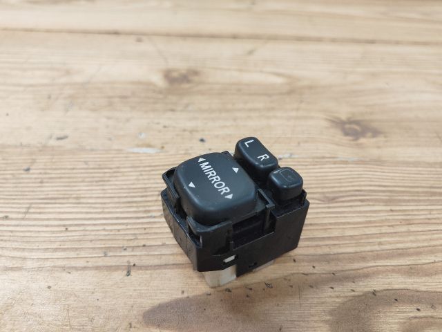 bontott TOYOTA AVENSIS T25 Tükör Kapcsoló