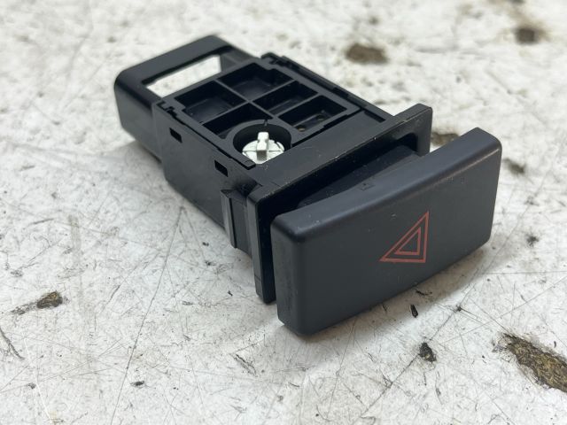 bontott TOYOTA AVENSIS T25 Vészvillogó Kapcsoló