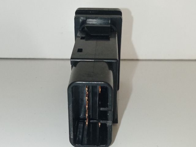 bontott TOYOTA AVENSIS T25 Vészvillogó Kapcsoló