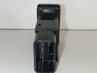 bontott TOYOTA AVENSIS T25 Vészvillogó Kapcsoló