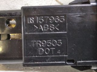 bontott TOYOTA AVENSIS T25 Vészvillogó Kapcsoló