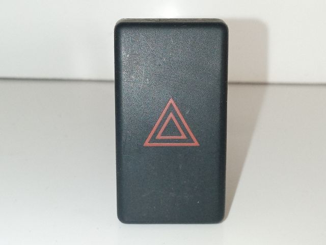 bontott TOYOTA AVENSIS T25 Vészvillogó Kapcsoló